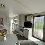 Κάμπινγκ Caravans 10 Min To & 35 Min To Black Sea
