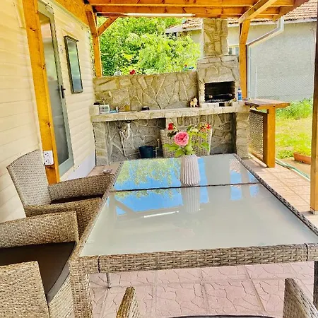 Caravans 10 Min To & 35 Min To Black Sea Campsite *