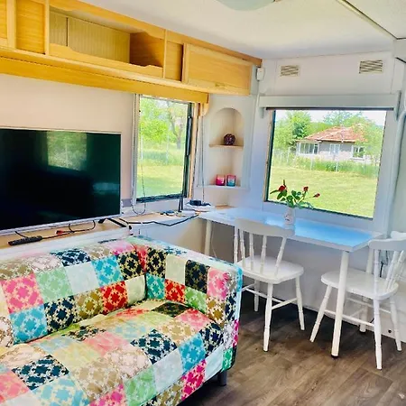 营地 Caravans 10 Min To & 35 Min To Black Sea *